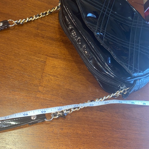 Glossy faux leather bag - Picture 11 of 15